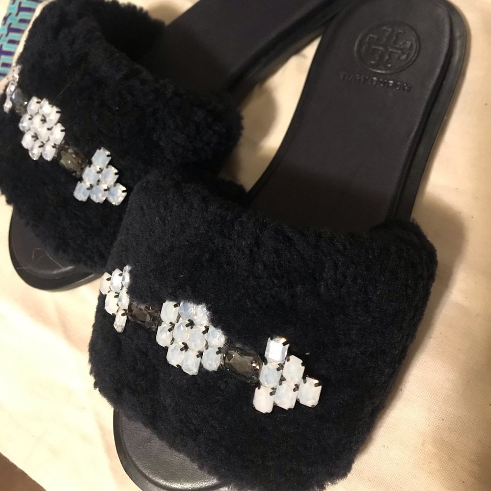 Tory Burch slides size 5.5